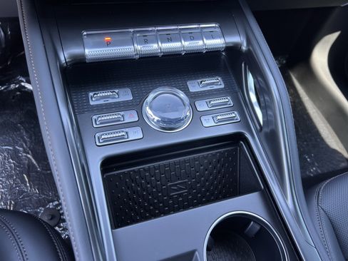 New 2025 Lincoln Nautilus Premier w/ Equipment Group 102A image 21