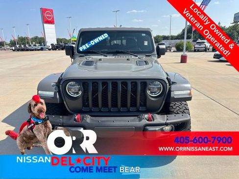 Used 2022 Jeep Gladiator Rubicon w/ LED Lighting Group AWD/4WD image 10
