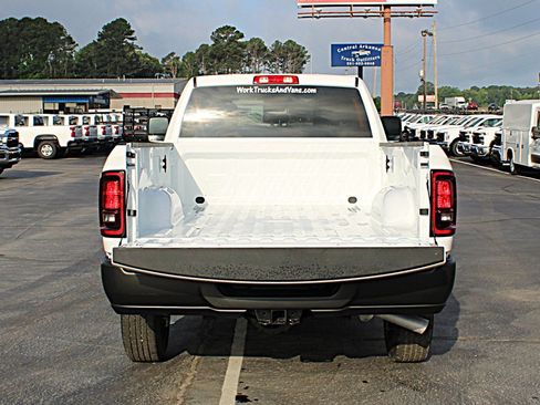 Used 2026 RAM 2500 Tradesman AWD/4WD image 11