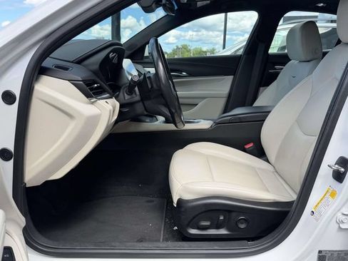 Used 2020 Cadillac CT4 Premium Luxury AWD/4WD image 8