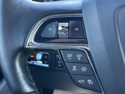 Used 2022 Lincoln Navigator Reserve image 8