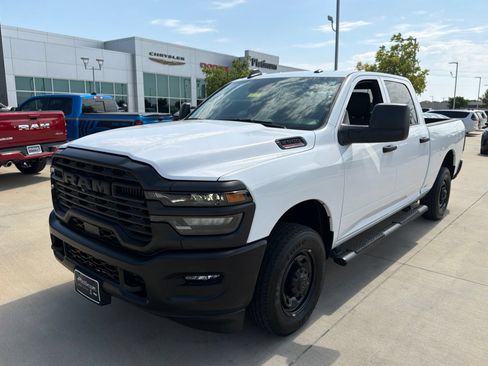Used 2025 RAM 2500 Tradesman RWD image 9