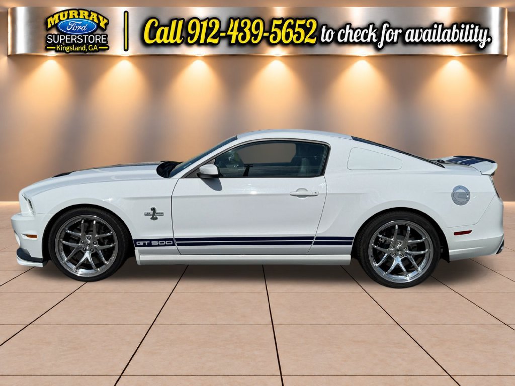 Used 2014 Ford Mustang Shelby GT500 w/ Equipment Group 821A RWD image 2