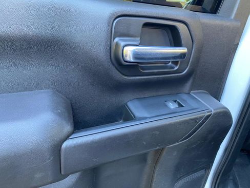 Used 2023 GMC Sierra 2500 Pro w/ Convenience Package RWD image 32
