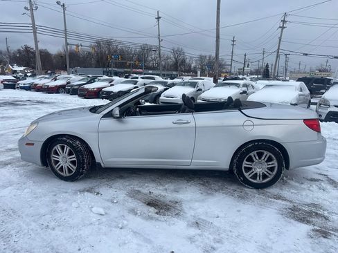 Used 2009 Chrysler Sebring Limited image 17
