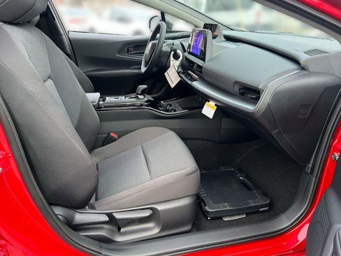 New 2026 Toyota Prius LE image 22