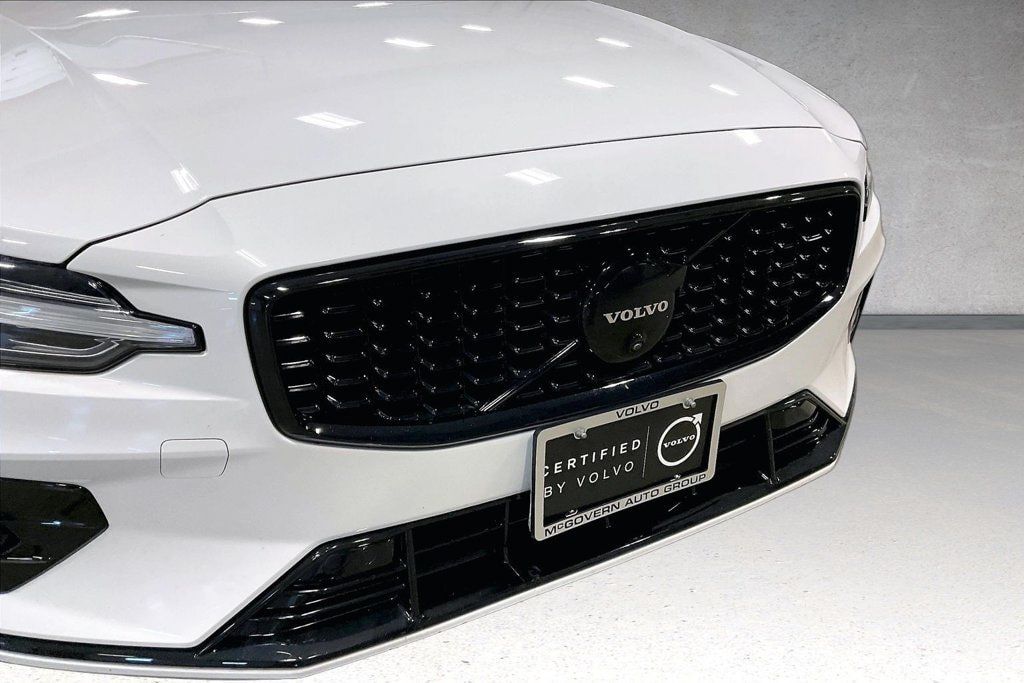 Certified 2024 Volvo S60 B5 Plus w/ Climate Package AWD/4WD image 34