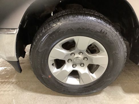 Used 2023 RAM 1500 Big Horn image 12