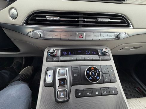 Used 2022 Hyundai Palisade Calligraphy image 14