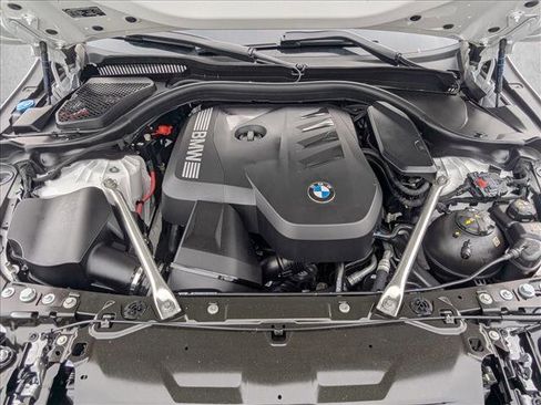 Used 2025 BMW 530i xDrive AWD/4WD image 23