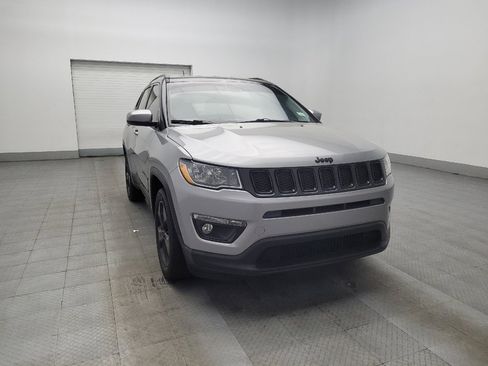Used 2019 Jeep Compass Latitude FWD image 13