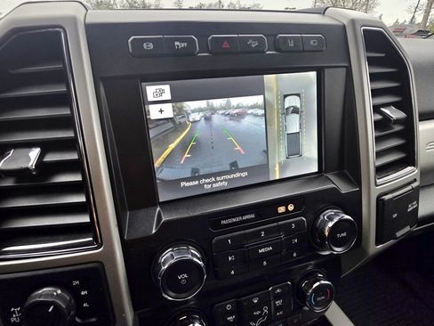 Used 2019 Ford F350 Lariat w/ Lariat Ultimate Package AWD/4WD image 16