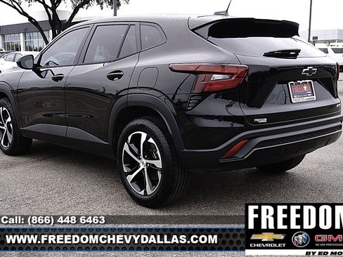 Used 2026 Chevrolet Trax RS w/ Driver Confidence Package image 5