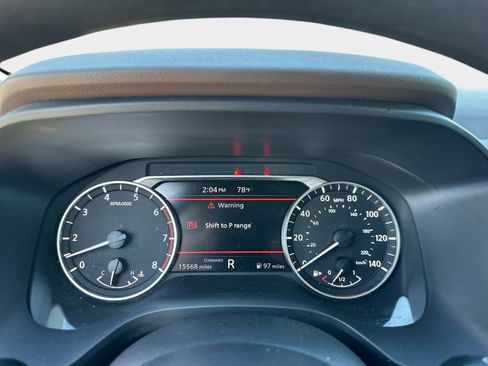 Used 2023 Nissan Rogue SV image 30