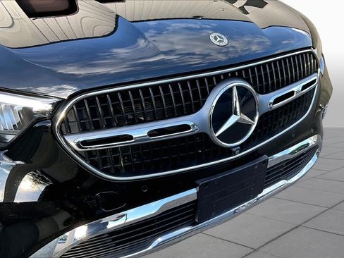Used 2026 Mercedes-Benz GLC 300 4MATIC image 32