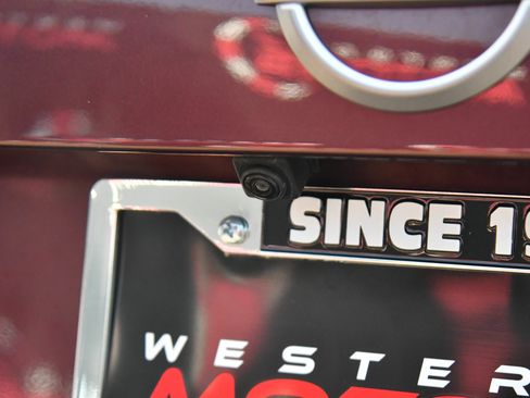 Used 2025 Nissan Sentra SV FWD image 34