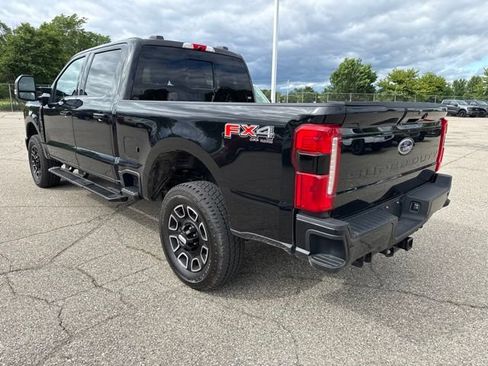 Used 2024 Ford F250 Lariat w/ Lariat Ultimate Package AWD/4WD image 6