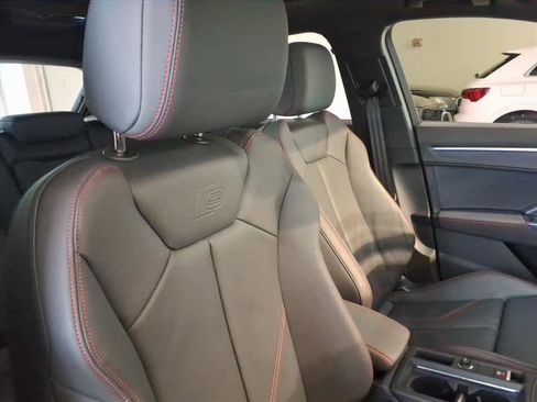 Certified 2025 Audi Q3 2.0T Premium Plus w/ Premium Plus Package image 25