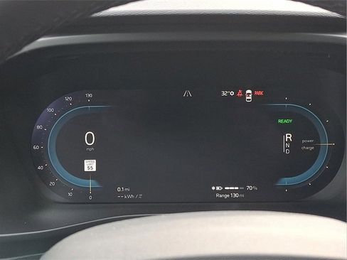 Certified 2024 Volvo C40 P8 Recharge Plus w/ Climate Package image 18