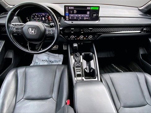 Used 2023 Honda Accord Sport image 12