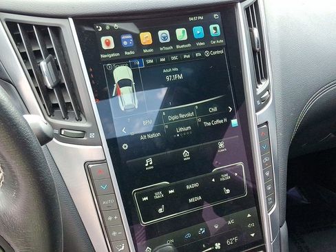 Used 2017 INFINITI Q60 2.0t w/ Moonroof Package image 16