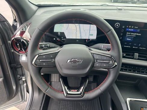 New 2026 Chevrolet Equinox RS w/ Convenience Package III AWD/4WD image 6