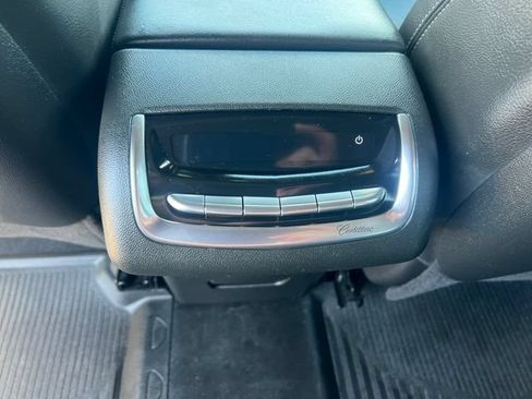 Certified 2024 Cadillac XT6 Luxury AWD/4WD image 20