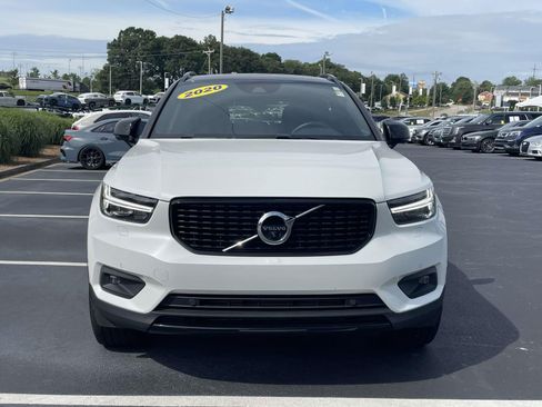 Used 2020 Volvo XC40 T5 R-Design w/ Protection Package Premier AWD/4WD image 2