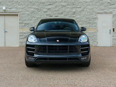 Used 2015 Porsche Macan Turbo AWD/4WD image 2