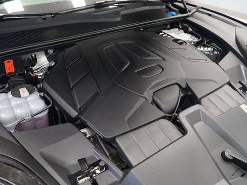 Certified 2026 Porsche Cayenne Coupe AWD/4WD image 13