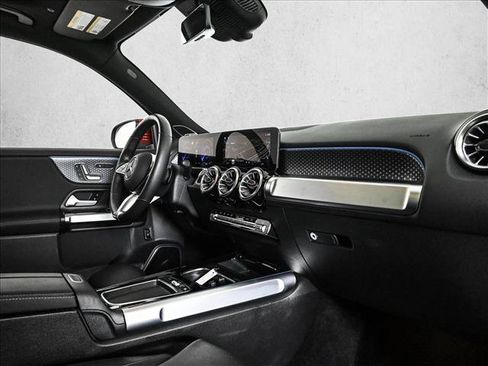 Certified 2025 Mercedes-Benz EQB 250+ w/ Driver Assistance Package image 24
