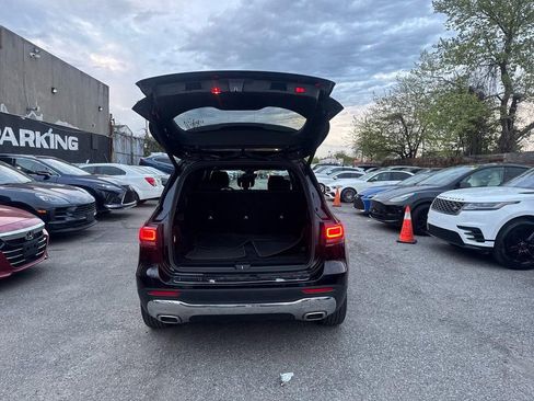 Used 2022 Mercedes-Benz GLB 250 4MATIC image 27