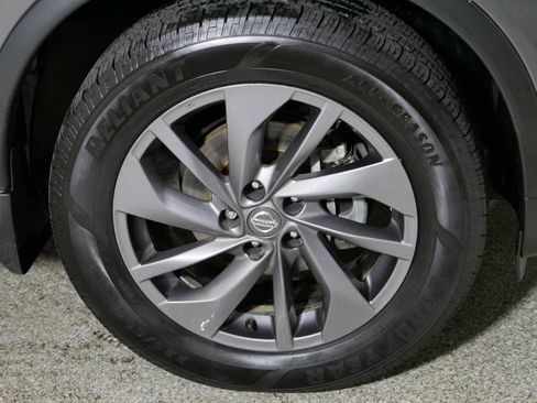 Used 2016 Nissan Rogue SL w/ SL Premium Package AWD/4WD image 15