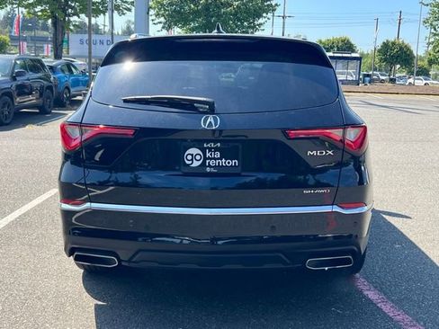 Used 2023 Acura MDX SH-AWD w/ Advance Package image 8
