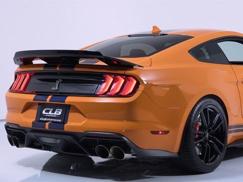 Used 2020 Ford Mustang Shelby GT500 w/ Technology Package RWD image 43