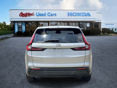 Used 2024 Honda CR-V EX image 4