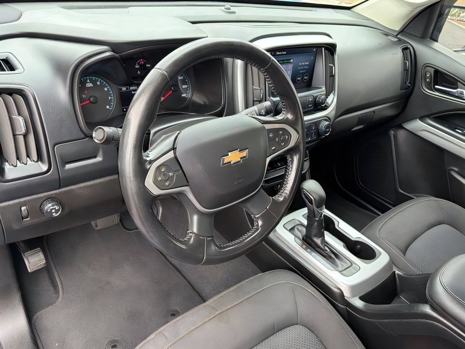 Used 2022 Chevrolet Colorado LT w/ LT Convenience Package RWD image 15