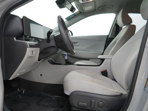 Used 2024 Hyundai Kona SEL AWD/4WD image 18
