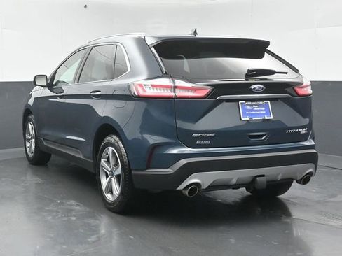Certified 2019 Ford Edge Titanium w/ Cold Weather Package AWD/4WD image 6