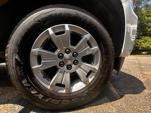 Used 2022 Chevrolet Colorado LT w/ Fleet Safety Package AWD/4WD image 30