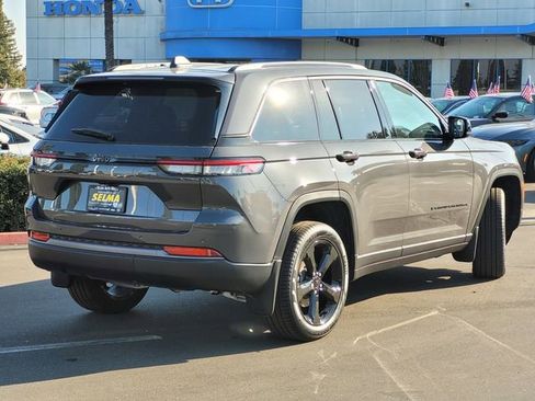 New 2026 Jeep Grand Cherokee Limited w/ Limited Altitude Package image 4