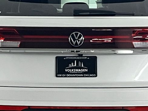New 2026 Volkswagen Atlas Cross Sport SE AWD/4WD image 34