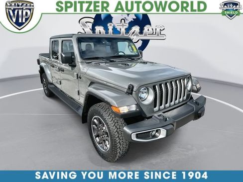 Used 2022 Jeep Gladiator Overland w/ Popular Equipment Package AWD/4WD image 1
