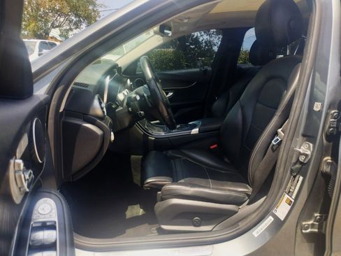 Used 2017 Mercedes-Benz C 300 Sedan image 12