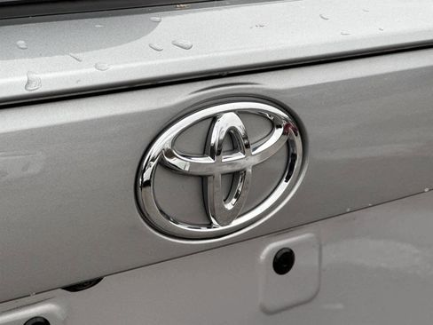 Used 2023 Toyota RAV4 LE image 10