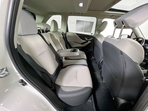 Used 2023 Subaru Forester Premium image 26