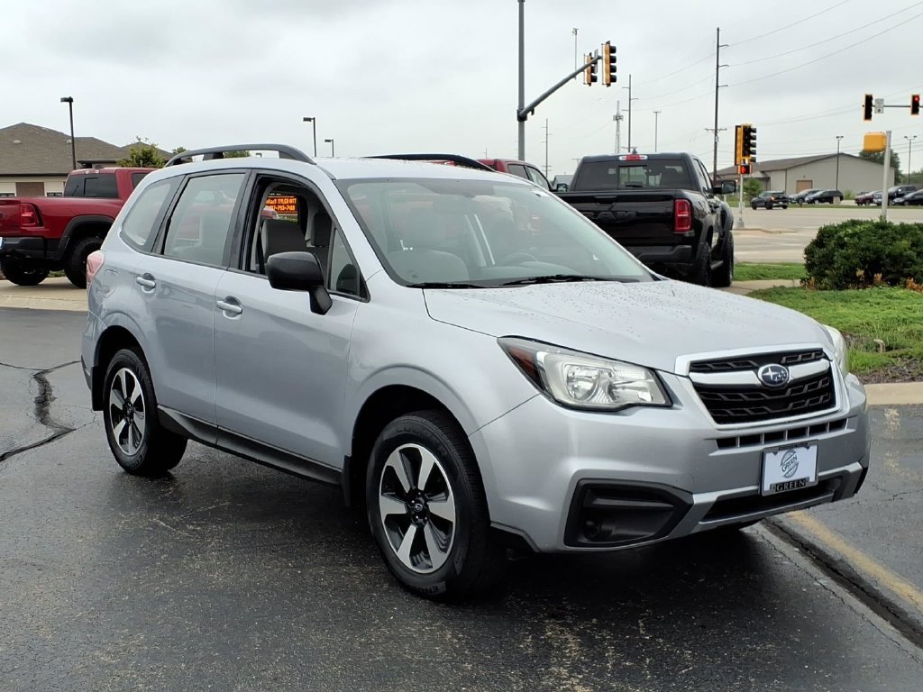 Used 2017 Subaru Forester 2.5i w/ Protection Package #1 AWD/4WD image 1