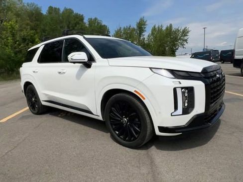 Used 2024 Hyundai Palisade Calligraphy AWD/4WD image 2