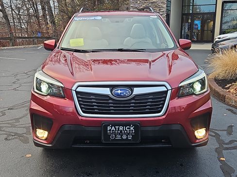 Used 2021 Subaru Forester Premium image 23