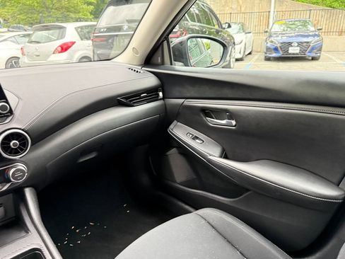 Used 2023 Nissan Sentra SV w/ All-Weather Package FWD image 16